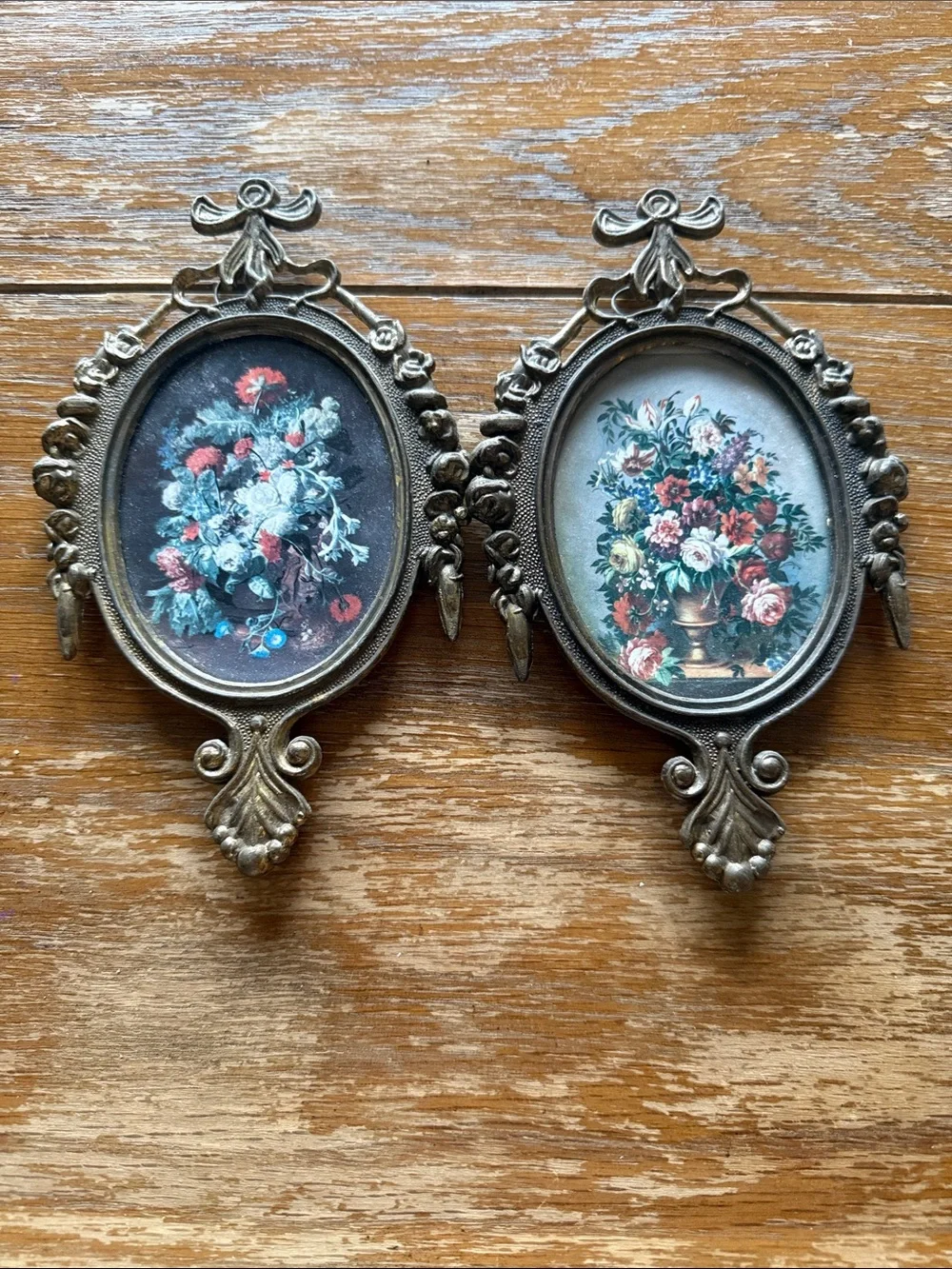 Vintage Pair of Mid-Century Italian Ornate Brass Miniature Floral Frames